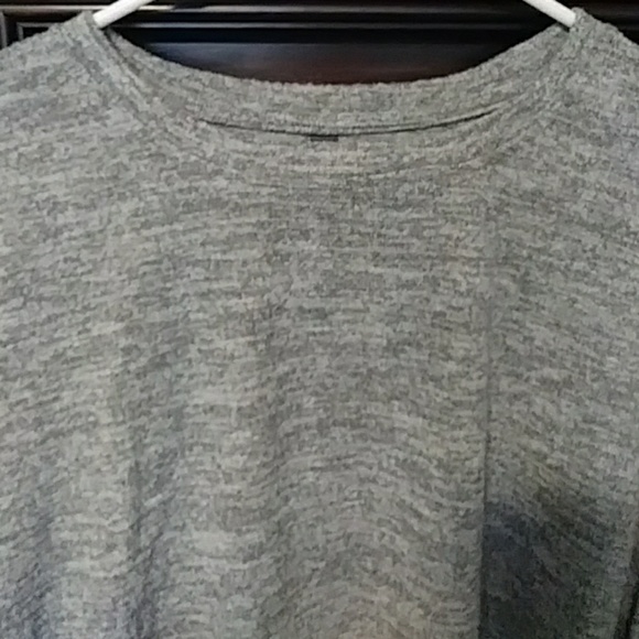 Top - Picture 3 of 3